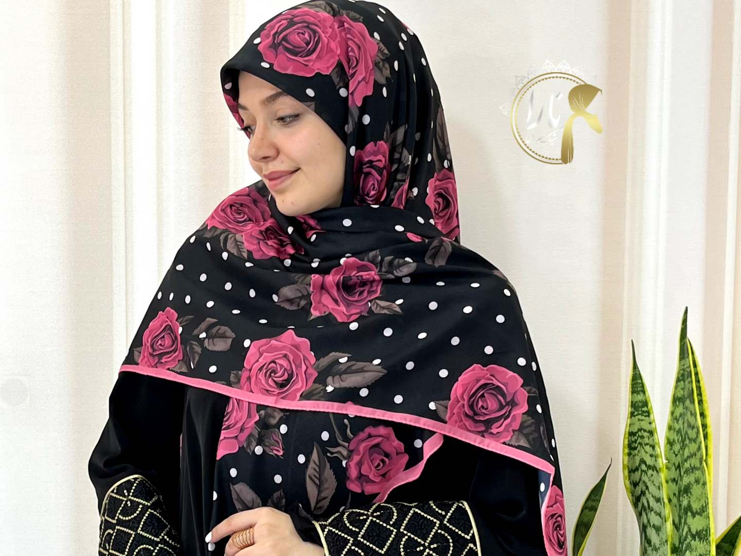 فروش عمده روسری نخی طرحدار زنانه | پرفروش و اقتصادی